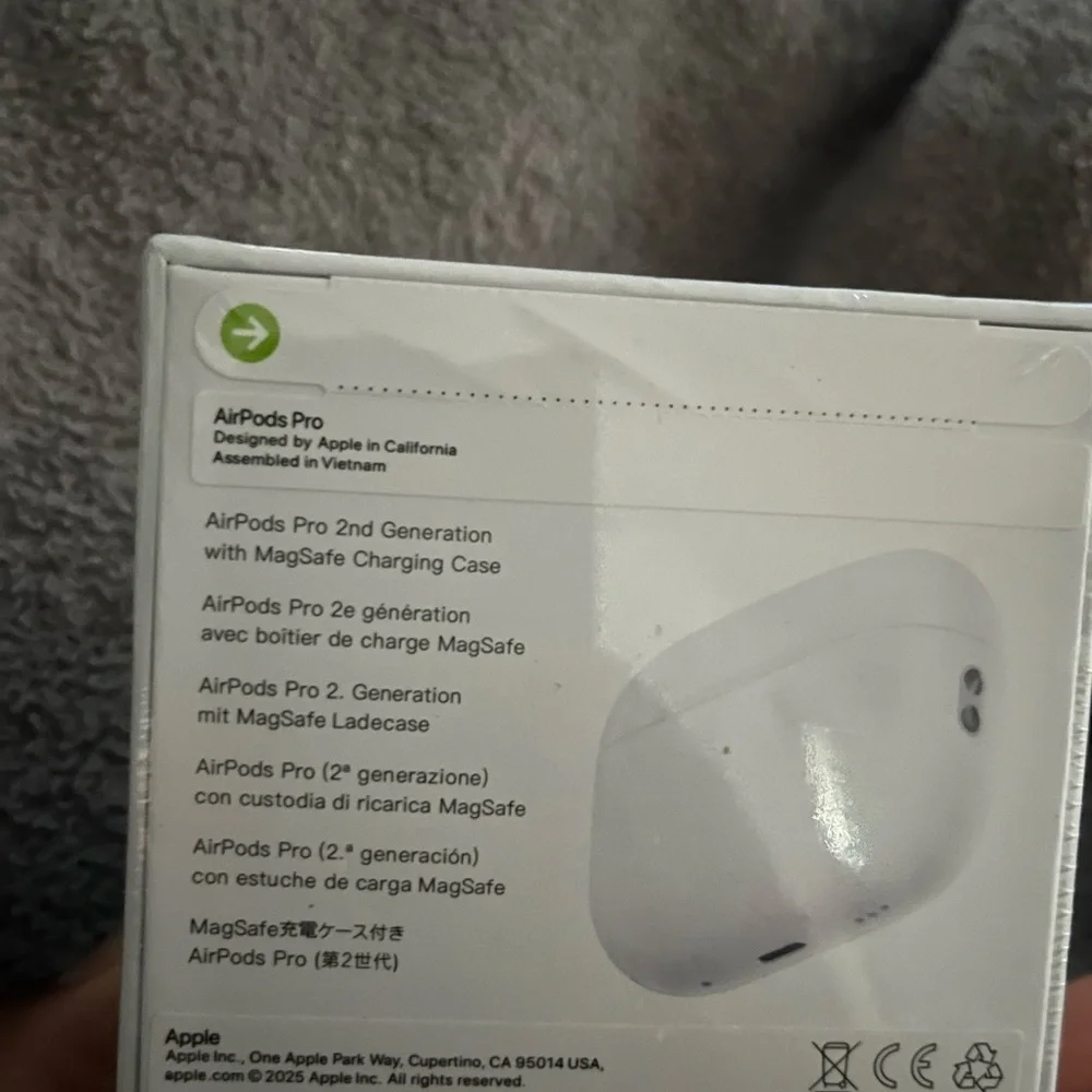 Apple AirPods Pro 2nd Gen with MagSafe Charging Case